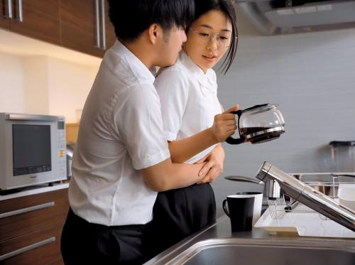立即與錯誤的女孩調情